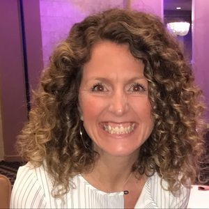 Meet your Posher, Julie